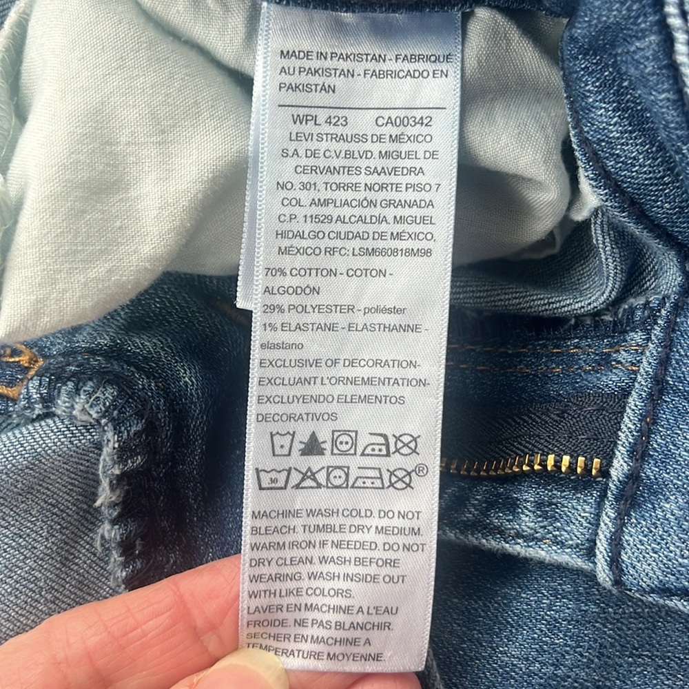 Levi boot cut jeans - Picture 5 of 6